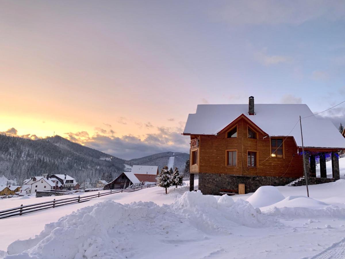 Guest House Velet Bukovel Kültér fotó